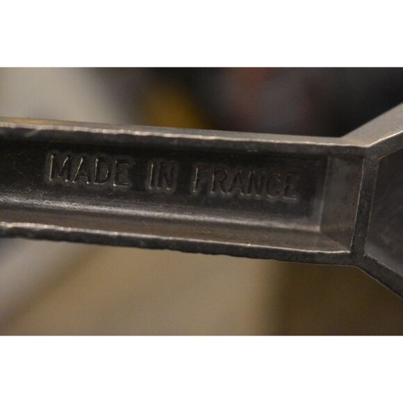 Vintage Sanbri French Wine Bottler Corker Metal W/bag of corks - Picture 4 of 9